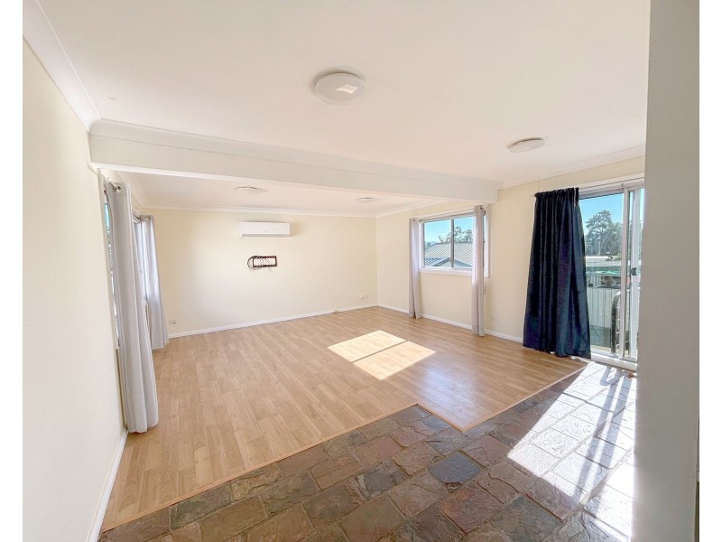 25 Buffier Crescent, Rutherford NSW 2320