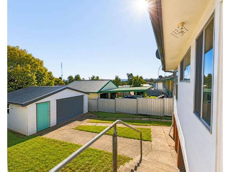 25 Buffier Crescent, Rutherford NSW 2320