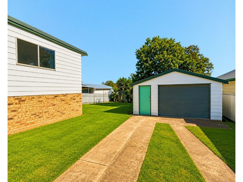 25 Buffier Crescent, Rutherford NSW 2320