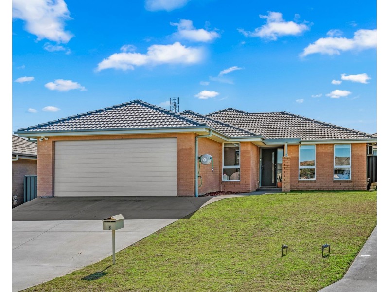 8 MILLBROOK ROAD, Cliftleigh NSW 2321
