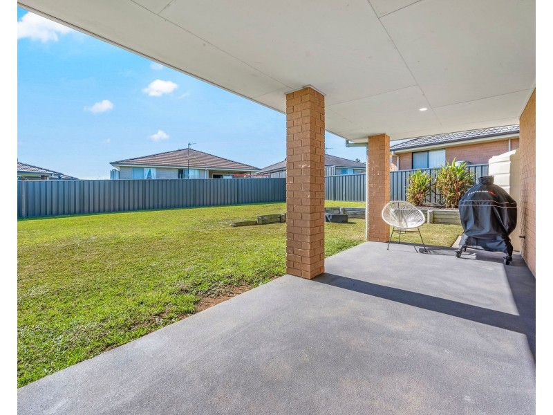 8 MILLBROOK ROAD, Cliftleigh NSW 2321