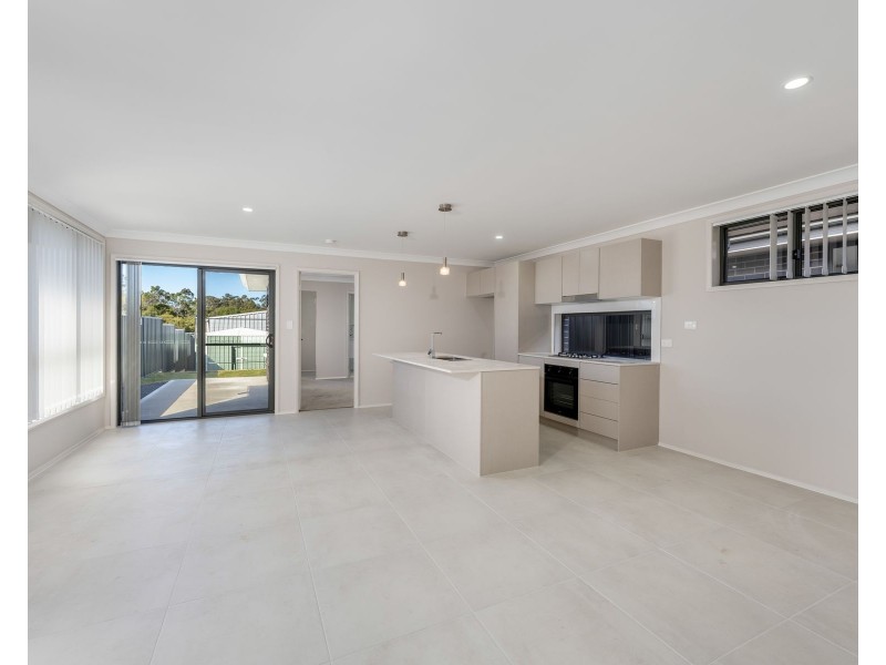 16 Hopetoun Street, Kurri Kurri NSW 2327