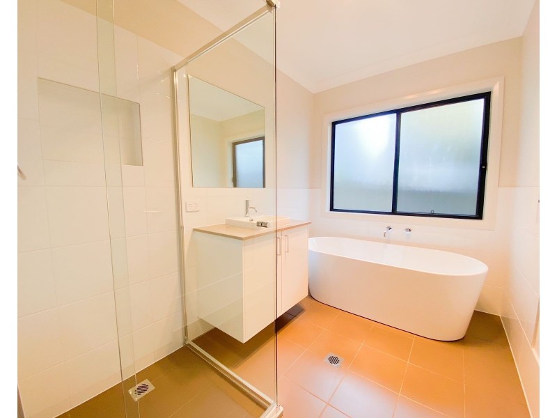2 Green Street, Telarah NSW 2320