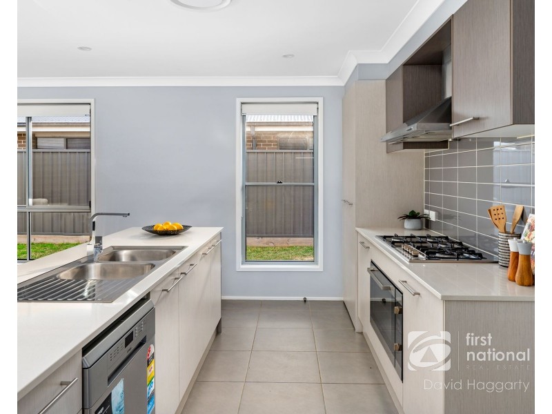 11 Fairway Street, Rutherford NSW 2320