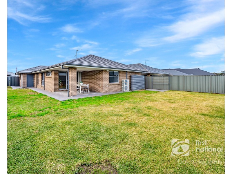 11 Fairway Street, Rutherford NSW 2320