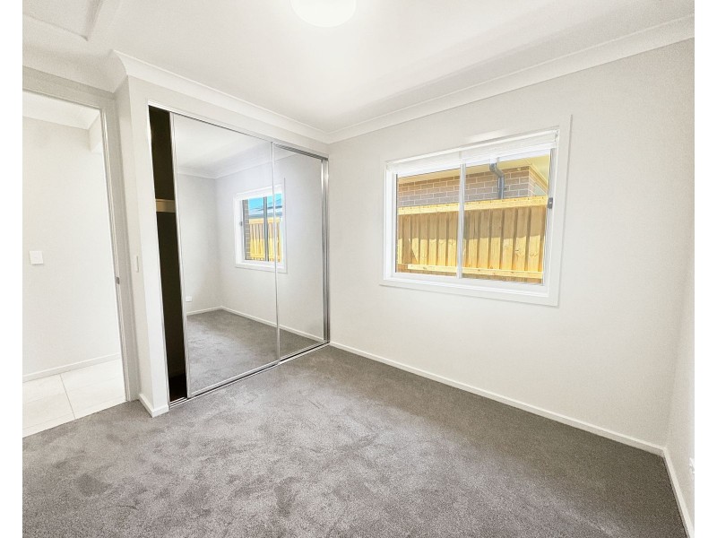 1/40 Wattawan Crescent, Anambah NSW 2320