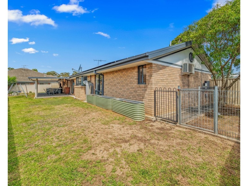 91 Ferraby Drive, Metford NSW 2323