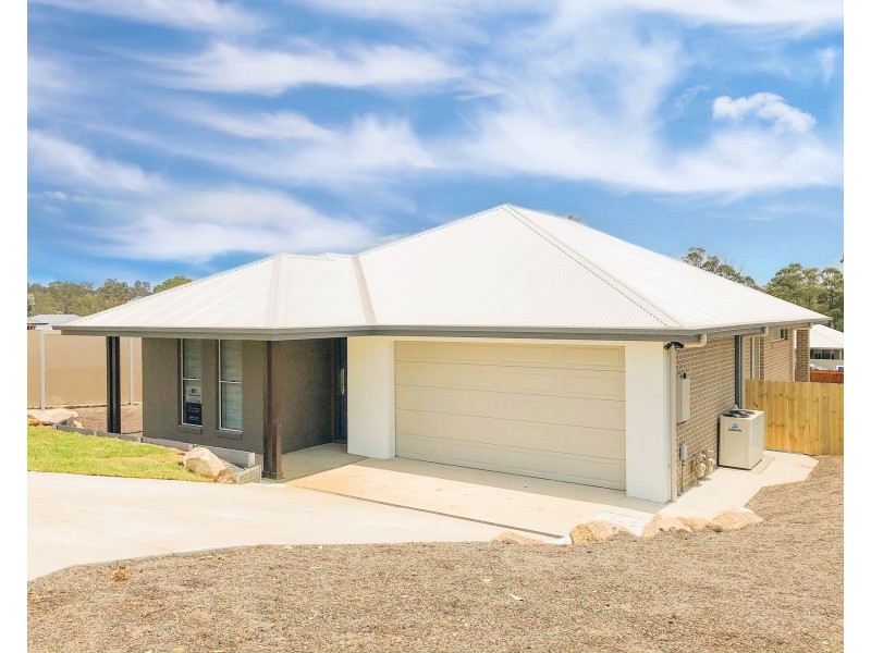 5 Enright Drive, North Rothbury NSW 2335