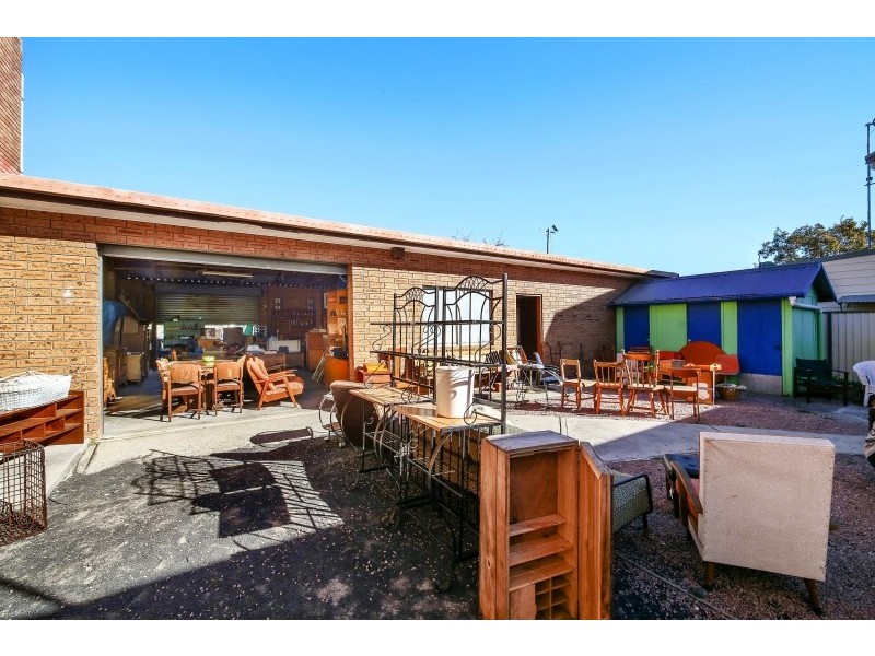 305 Main Road, Toukley NSW 2263