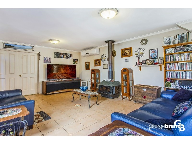 22 Hempstalk Crescent, Kariong NSW 2250