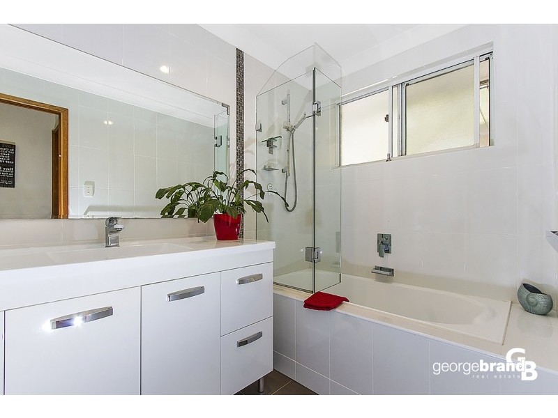 2 Portelli Avenue, Kariong NSW 2250