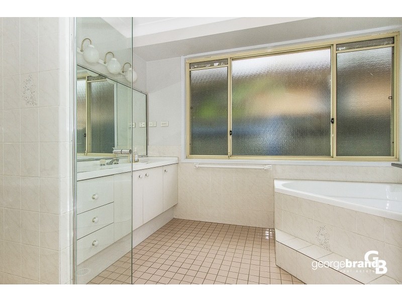 18 Truscott Avenue, Kariong NSW 2250
