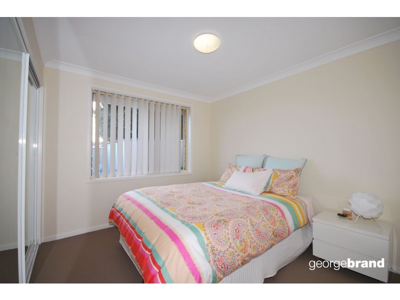 1/2 Pankhurst Place, Kariong NSW 2250