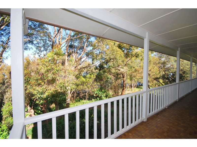 104 Blue Bell Drive, Wamberal NSW 2260