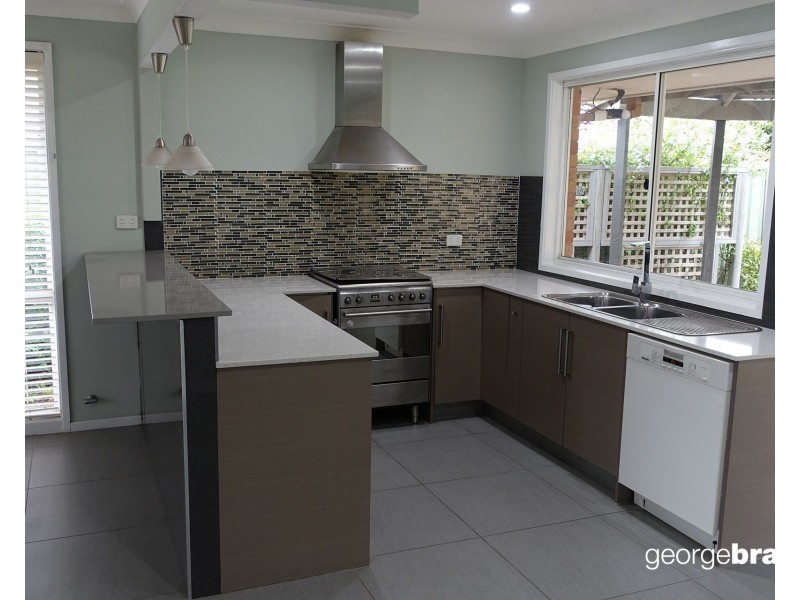 11 Howe Place, Kariong NSW 2250