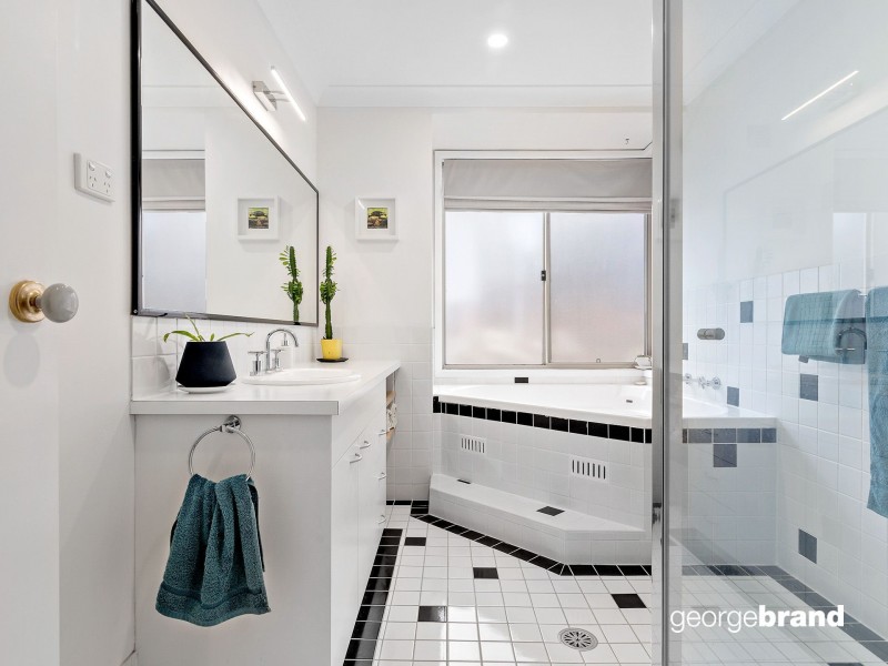 13 Barclay Close, Kariong NSW 2250