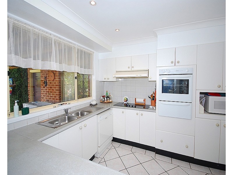 1 Chisholm Close, Kariong NSW 2250