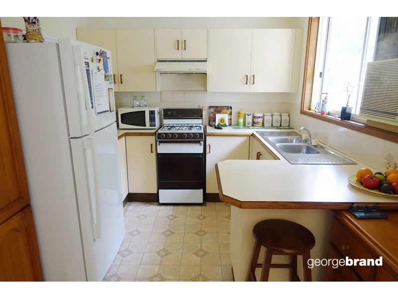 10 Benkari Avenue, Kariong NSW 2250