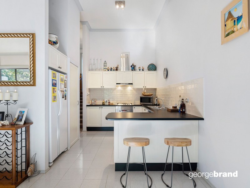 5/4 Maroomba Road, Terrigal NSW 2260