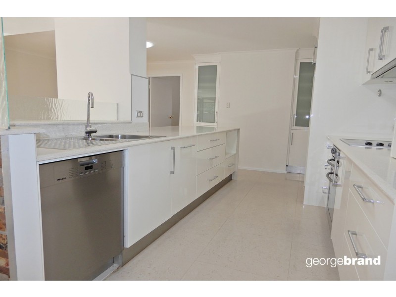 394 Avoca Drive, Green Point NSW 2251