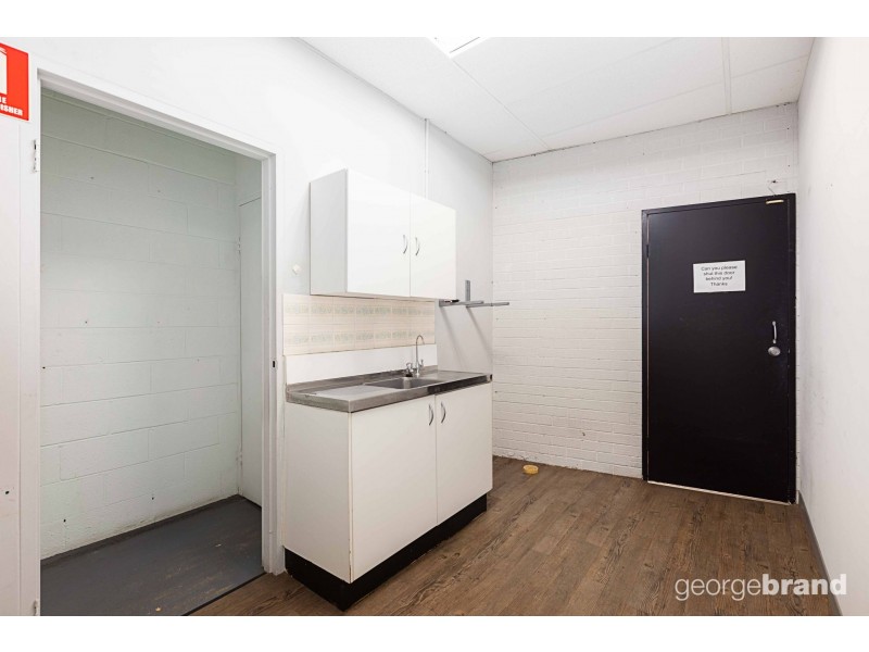 Shop B & C/201 Pacific Highway, Charmhaven NSW 2263