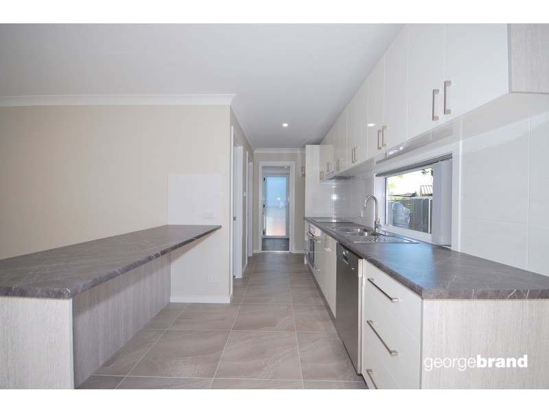 11a Howe Place, Kariong NSW 2250