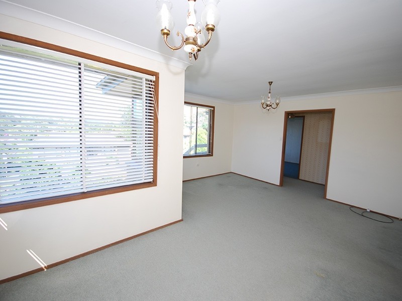 9 Narooma Road, Niagara Park NSW 2250
