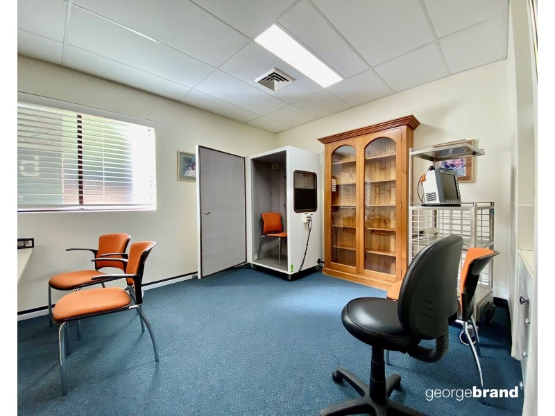 2/133 Erina Street East, Gosford NSW 2250