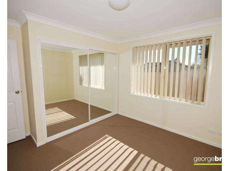 1/2 Pankhurst Place, Kariong NSW 2250