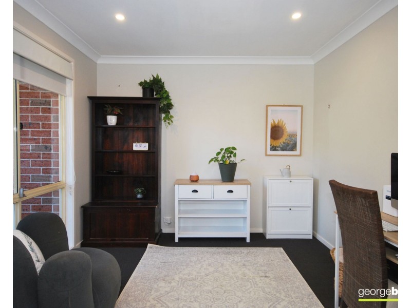 8 Graham Place, Kariong NSW 2250