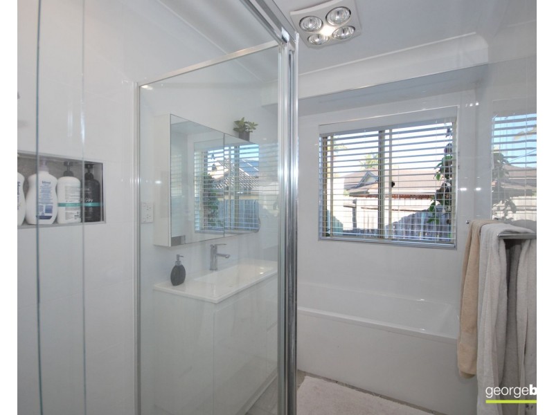 8 Graham Place, Kariong NSW 2250