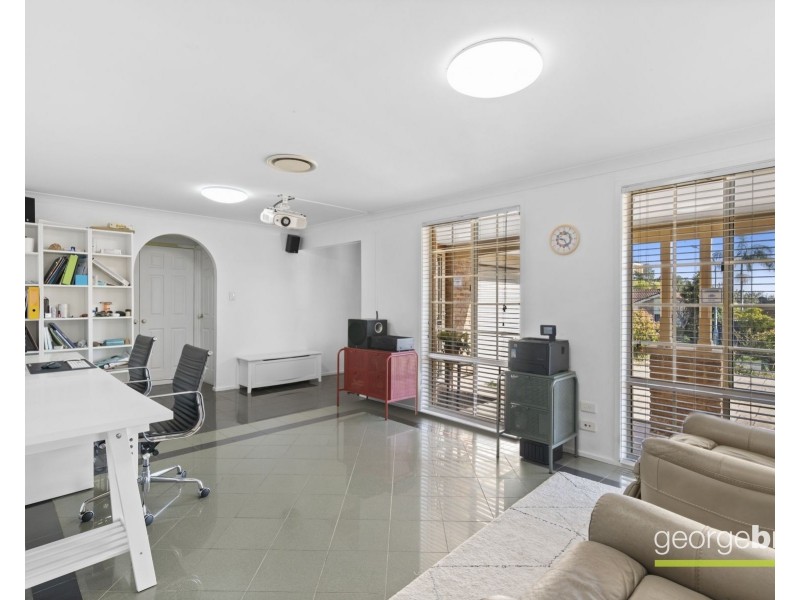 9 Carolyn Close, Kariong NSW 2250