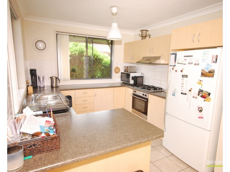 6/10 Arunta Avenue, Kariong NSW 2250