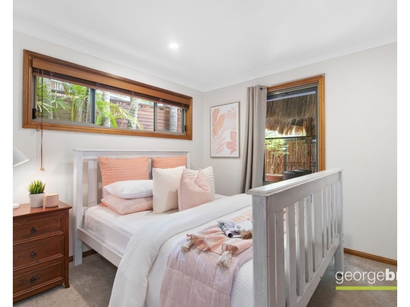 15 Solander Road, Avoca Beach NSW 2251