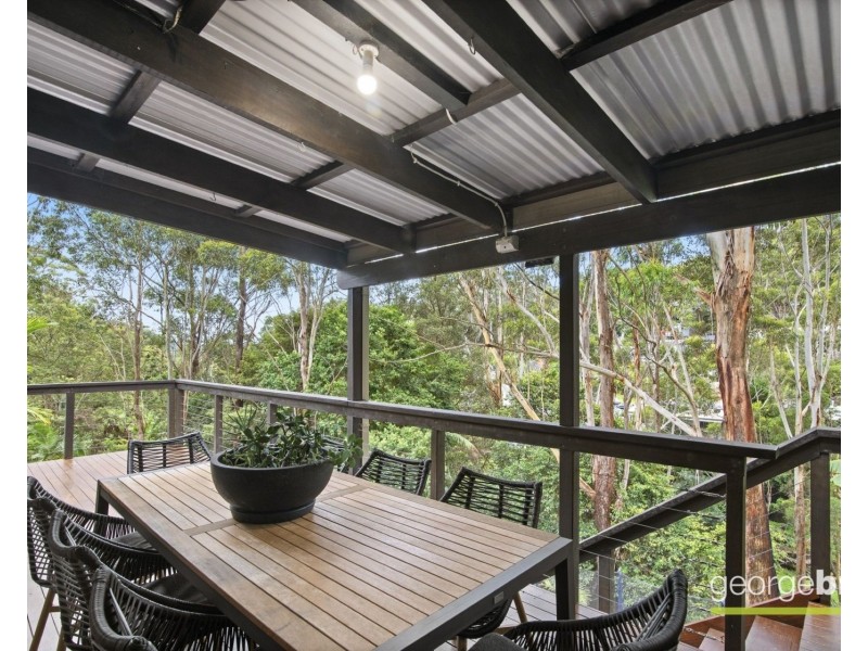 15 Solander Road, Avoca Beach NSW 2251