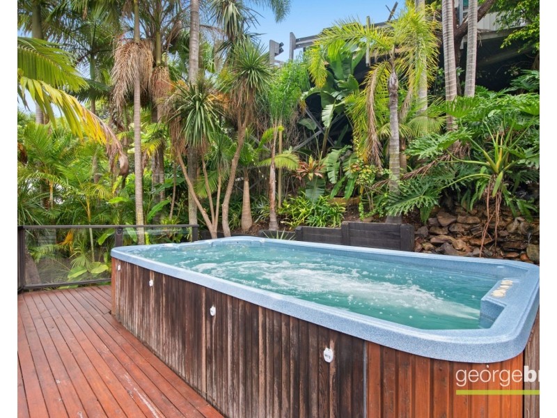 15 Solander Road, Avoca Beach NSW 2251
