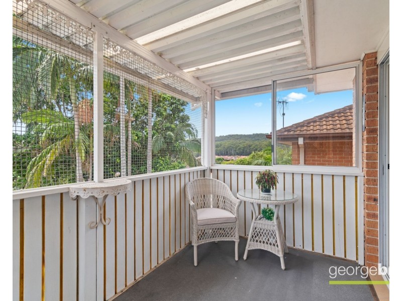 2/1 Rembrae Drive, Green Point NSW 2251