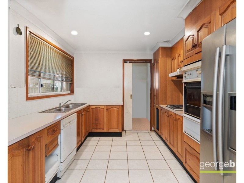 33 Conroy Crescent, Kariong NSW 2250