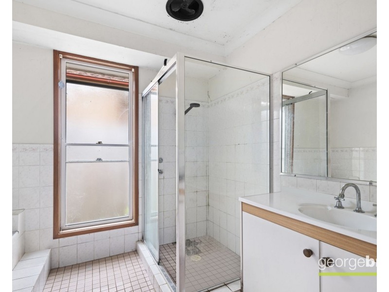 33 Conroy Crescent, Kariong NSW 2250