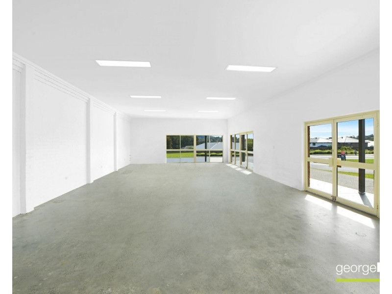 22 Forresters Beach Rd, Forresters Beach NSW 2260