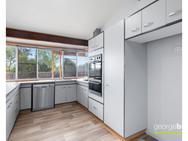 8 Carolyn Close, Kariong NSW 2250