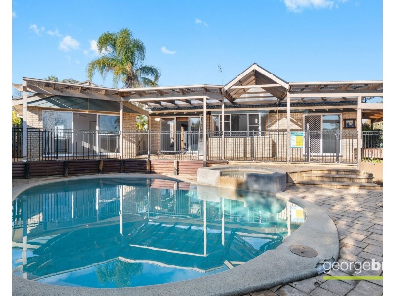 8 Carolyn Close, Kariong NSW 2250