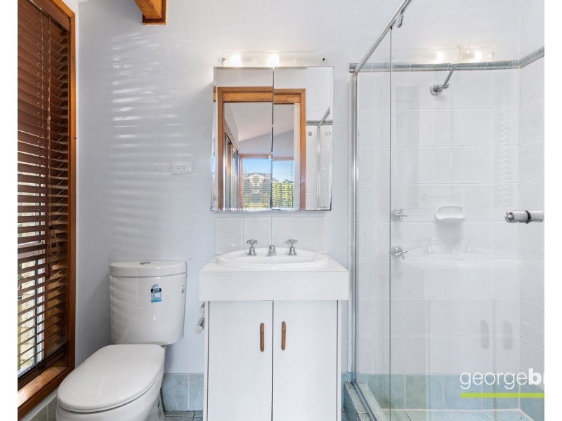 8 Carolyn Close, Kariong NSW 2250