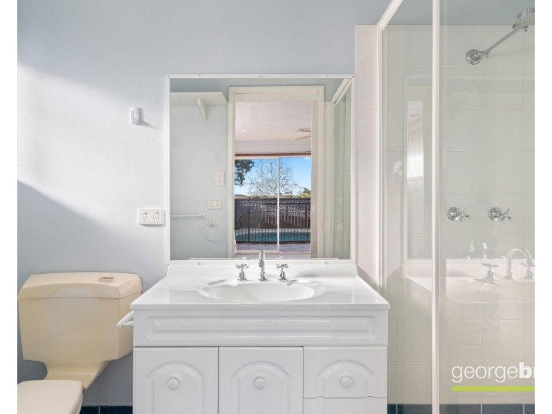 8 Carolyn Close, Kariong NSW 2250