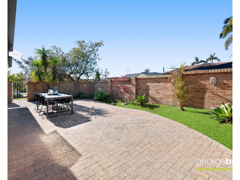 42 Risdon Crescent, Kariong NSW 2250