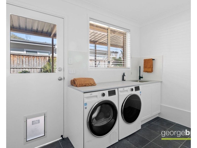 10 & 10a Koolang Road, Green Point NSW 2251