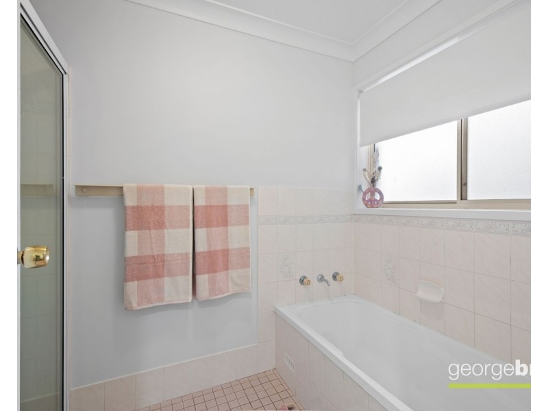 2/27 Milyerra Road, Kariong NSW 2250