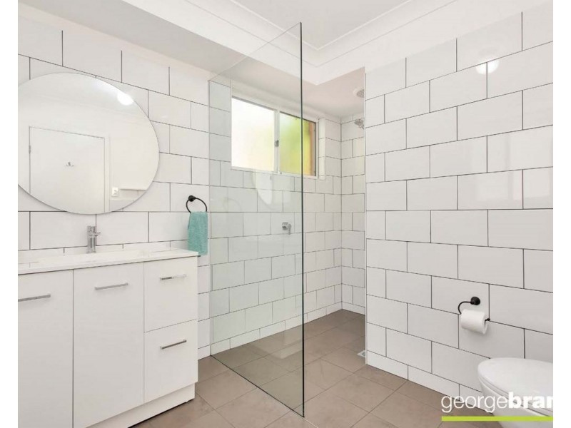 10 Benkari Avenue, Kariong NSW 2250