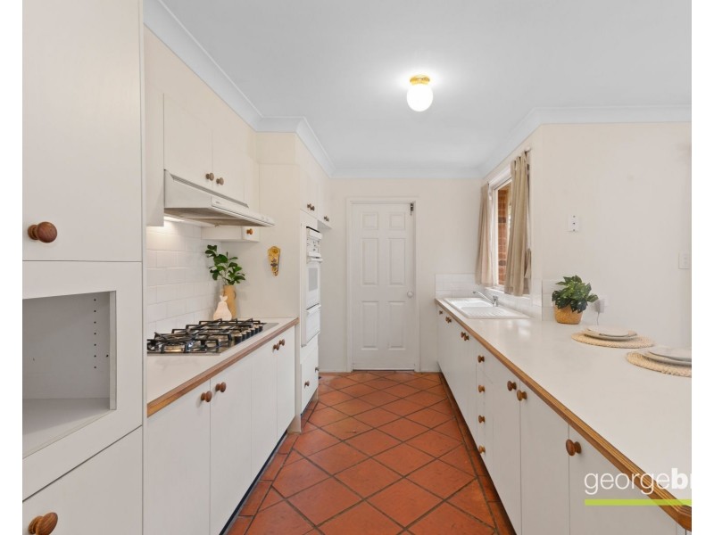 25 Carmel Crescent, Kariong NSW 2250