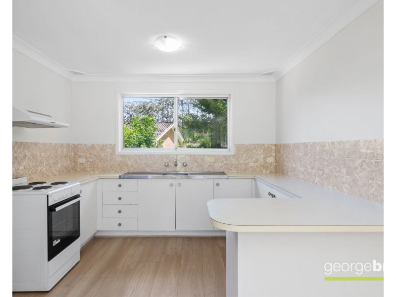 12/4 Kalawarra Road, Wyoming NSW 2250